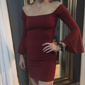 Glamzam Bodycon Dress With Flaired Sleeves Size S